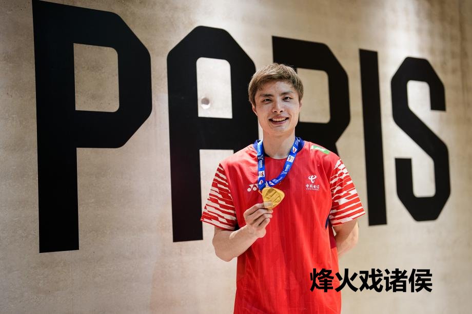 [图]石宇奇逆转夺世锦赛首冠 国羽男单时隔10年再问鼎
